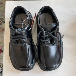 NWT toddler boys dress shoes! Never worn!